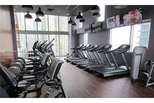 1300 Brickell Bay Dr, Miami, FL 33131 - Photo 18