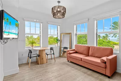 1060 Ocean Dr #D302, Miami Beach, FL 33139 - Photo 2