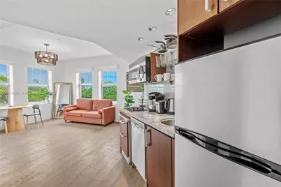 1060 Ocean Dr #D302, Miami Beach, FL 33139 - Photo 6