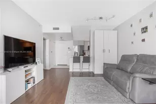 335 S Biscayne Blvd, Miami, FL 33131 - Photo 2