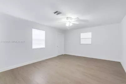1213 NW 6th Ct, Fort Lauderdale, FL 33311 - Photo 10