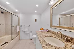 1000 Parkview Dr, Hallandale Beach, FL 33009 - Photo 28