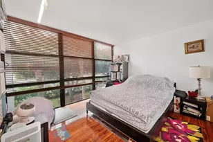 1000 Parkview Dr, Hallandale Beach, FL 33009 - Photo 26