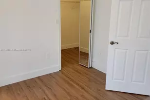 8245 NW 108th Ave, Doral, FL 33178 - Photo 16