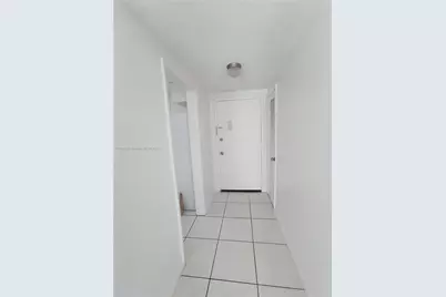 450 Golden Isles Dr #2B, Hallandale Beach, FL 33009 - Photo 14