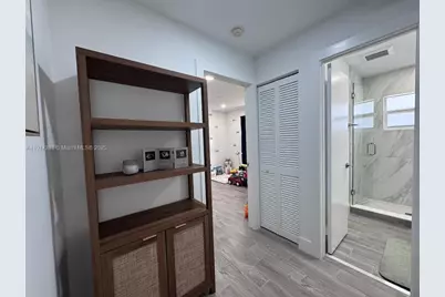 5593 NW 102nd Pl, Doral, FL 33178 - Photo 14