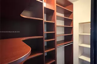 350 S Miami Ave, Miami, FL 33130 - Photo 20