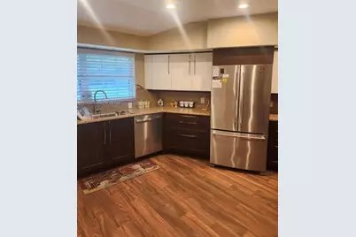 7945 Sunset Dr, Miami, FL 33143 - Photo 16