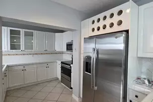 2970 SW 17th St, Miami, FL 33145 - Photo 10