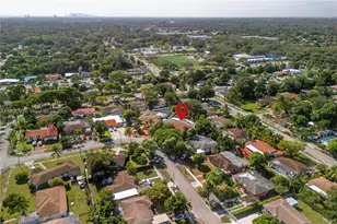 16050 NE 8th Ct, North Miami Beach, FL 33162 - Photo 8