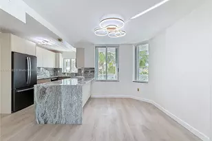 5900 Collins Ave, Miami Beach, FL 33140 - Photo 10