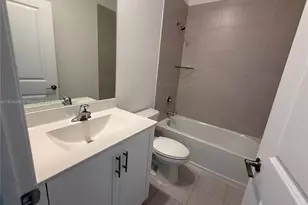 685 NE 208th Terrace, Miami, FL 33179 - Photo 18