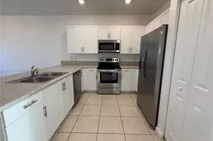 685 NE 208th Terrace, Miami, FL 33179 - Photo 6