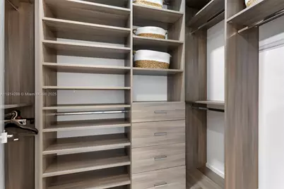 17550 Collins Ave #802, Sunny Isles Beach, FL 33160 - Photo 14