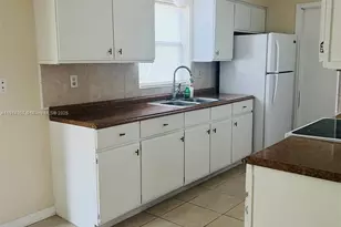 807 Mountbatten Ln, Kissimmee, FL 34758 - Photo 6