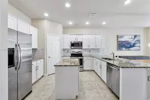 10450 Wellington Parc Dr, Wellington, FL 33449 - Photo 6