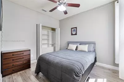 10450 Wellington Parc Dr #10450, Wellington, FL 33449 - Photo 16