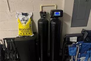 2162 Appleton Cir N, Oakland Park, FL 33309 - Photo 52