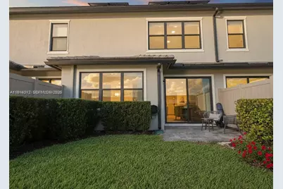 2162 Appleton Cir N, Oakland Park, FL 33309 - Photo 48