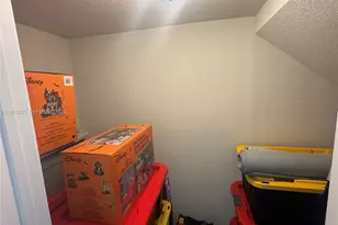 2162 Appleton Cir N, Oakland Park, FL 33309 - Photo 12