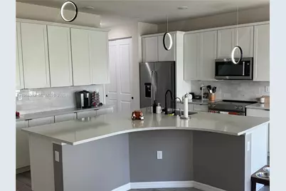 2162 Appleton Cir N, Oakland Park, FL 33309 - Photo 8