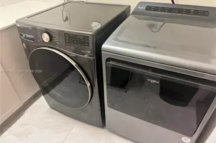 2162 Appleton Cir N, Oakland Park, FL 33309 - Photo 32