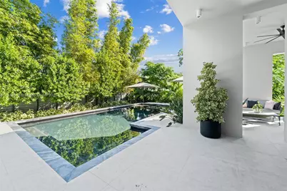 8625 NE 10th Ave, Miami, FL 33138 - Photo 36