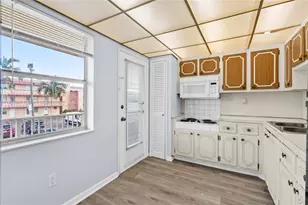 1300 NE 191st St, Miami, FL 33179 - Photo 22