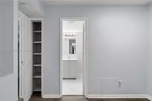 1300 NE 191st St, Miami, FL 33179 - Photo 18