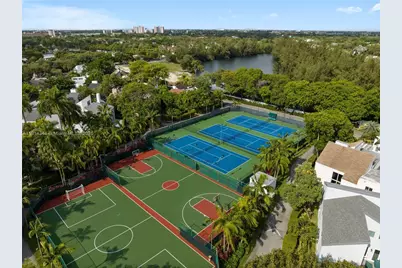 20215 W Oak Haven Cir, Miami, FL 33179 - Photo 78