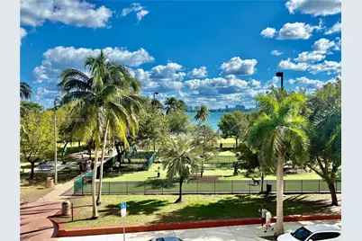 1800 N Bayshore Dr #306, Miami, FL 33132 - Photo 16