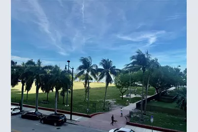1800 N Bayshore Dr #306, Miami, FL 33132 - Photo 52