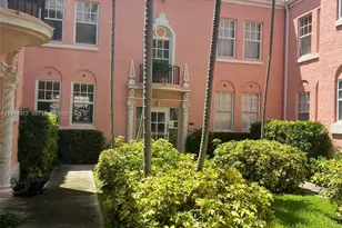 754 Meridian Ave, Miami Beach, FL 33139 - Photo 2