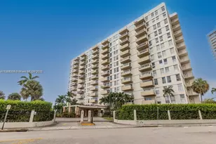 880 NE 69th St, Miami, FL 33138 - Photo 20