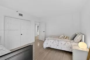 19667 Turnberry Way, Aventura, FL 33180 - Photo 46