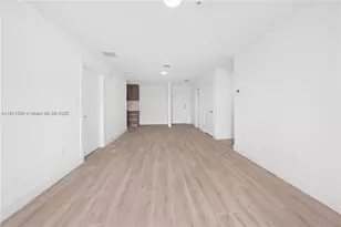 32 NW 14th Ave, Miami, FL 33125 - Photo 20