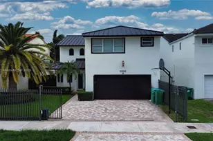 10620 SW 67th St, Miami, FL 33173 - Photo 2