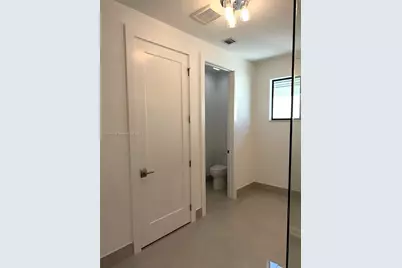 1438 SW 23rd St, Fort Lauderdale, FL 33311 - Photo 40