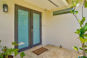 9573 SW 57th St, Miami, FL 33173 - Photo 2