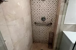 19707 Turnberry Way, Aventura, FL 33180 - Photo 22