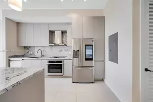 1030 15th St, Miami Beach, FL 33139 - Photo 14