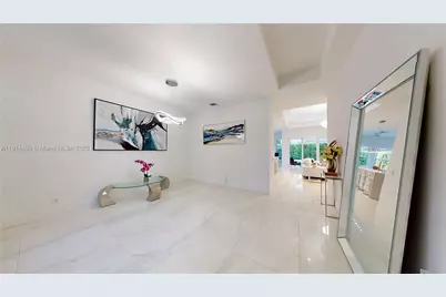 1946 Harbor View Cir, Weston, FL 33327 - Photo 14