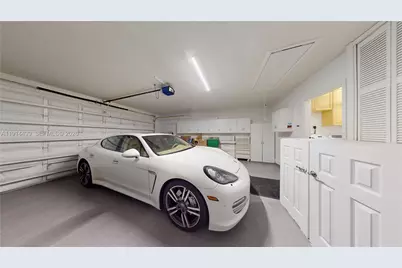 1946 Harbor View Cir, Weston, FL 33327 - Photo 26