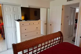 9081 Sunrise Lakes, Sunrise, FL 33322 - Photo 12