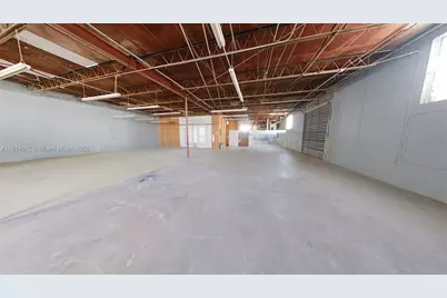 1015 E 29th St #1015, Hialeah, FL 33013 - Photo 4