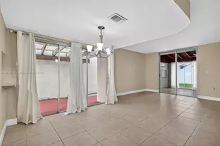4291 W 10th Ct, Hialeah, FL 33012 - Photo 20