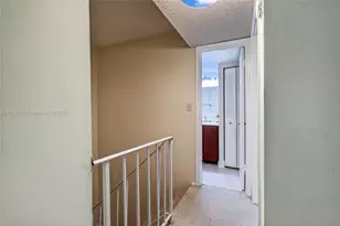 4291 W 10th Ct, Hialeah, FL 33012 - Photo 30