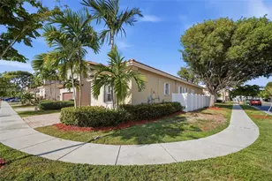 3983 NE 12th Dr, Homestead, FL 33033 - Photo 4