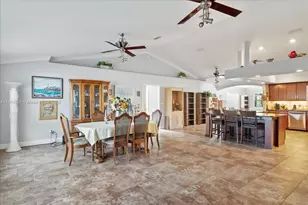 1546 Camellia Ct, Lake Placid, FL 33852 - Photo 2