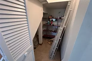 501 SW 158th Terrace, Pembroke Pines, FL 33027 - Photo 16